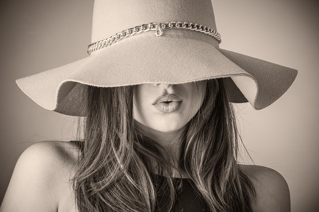 Czy bucket hat jest modny? Czy bucket hat jest modny?